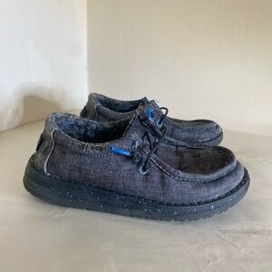 Hey Dude Wally Chambray Wave Ride kids size 10 gray blue slip on shoes